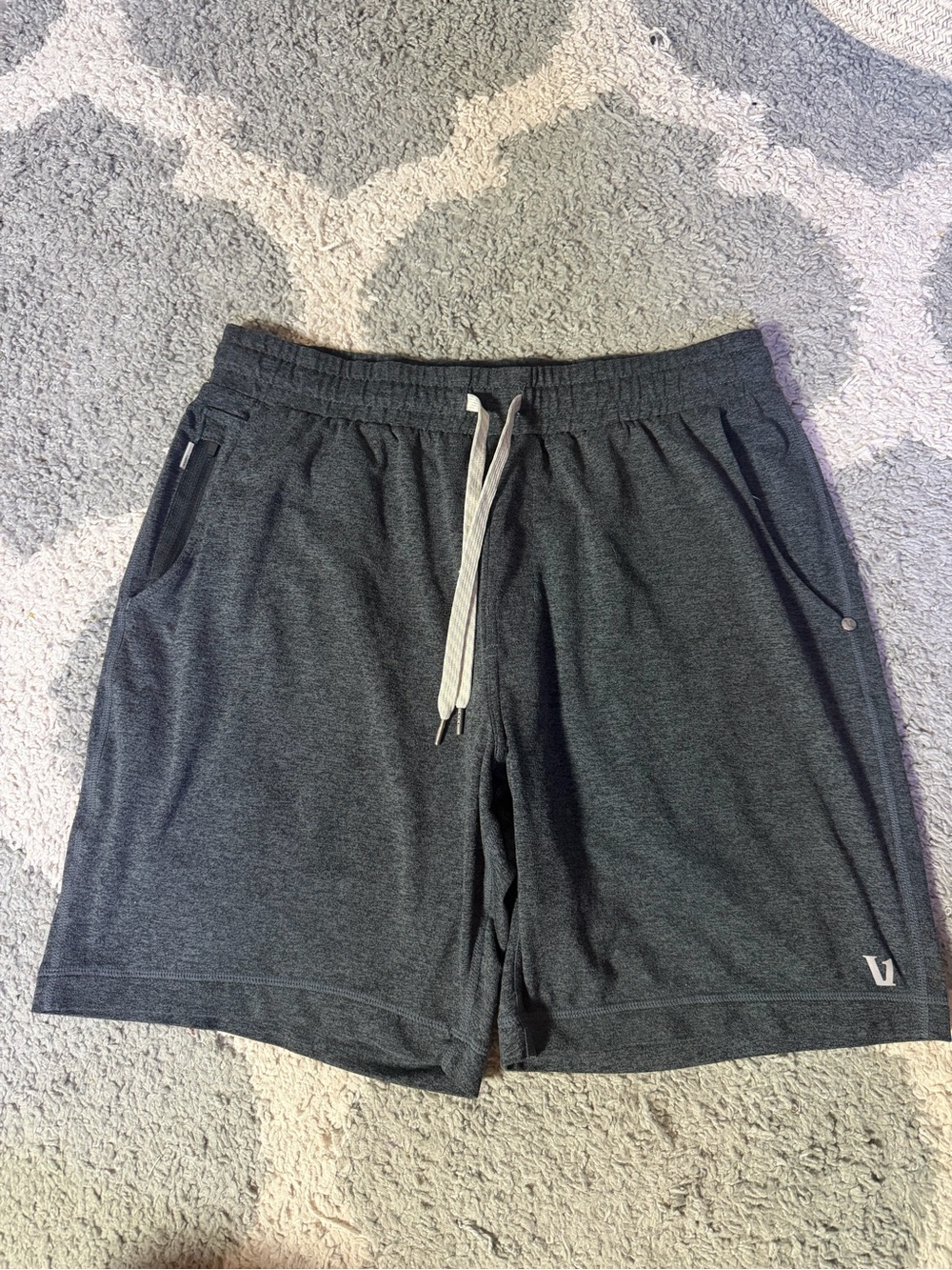 Vuori Heather Gray Performance Athletic Shorts Men’s 8” Inseam Drawstring